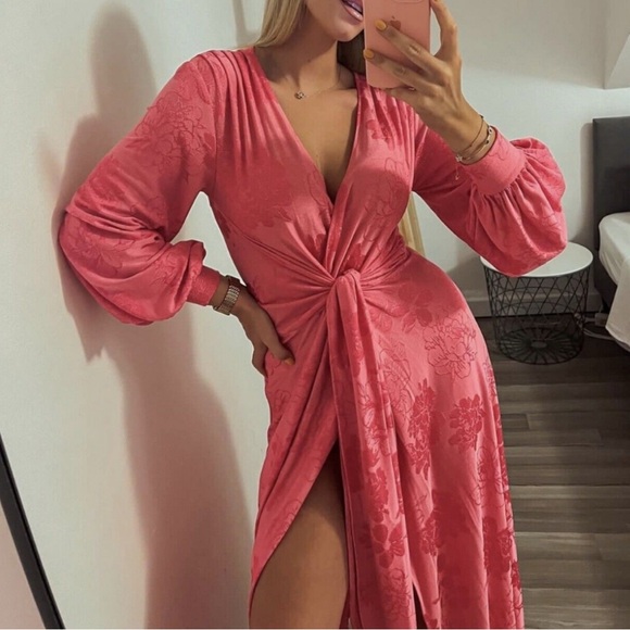 NWT ZARA Bright Pink Floral Jacquard Jersey Long Wrap Dress M - Picture 5 of 5